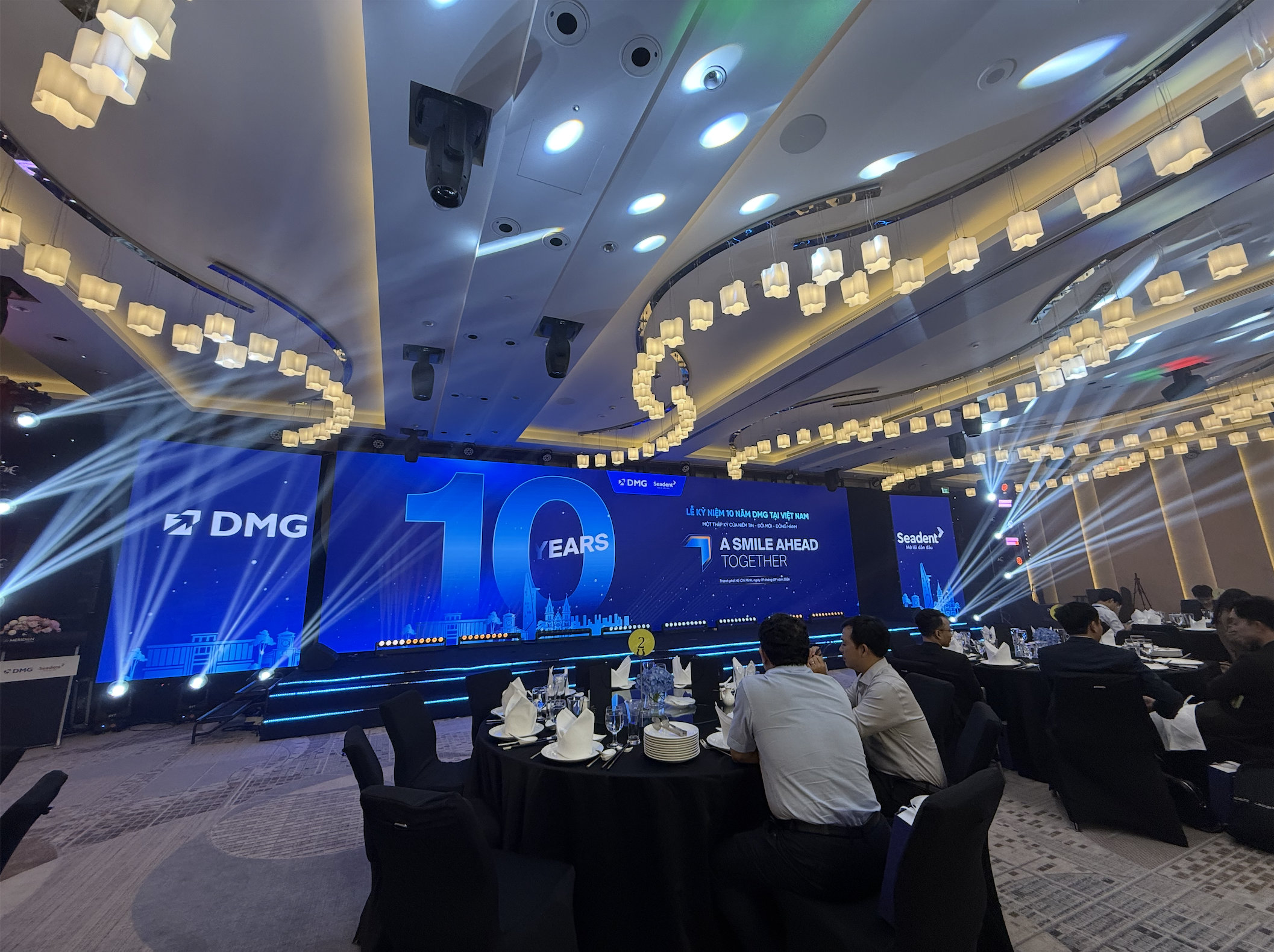 DMG Kỷ Niệm 10 Năm Tại Việt Nam: Hành Trình Kết Nối Cùng Ngành Nha Khoa