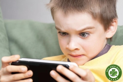 Mối Liên Hệ Giữa Sâu Răng Ở Tuổi Teen Và Thời Gian Sử Dụng Thiết Bị Điện Tử